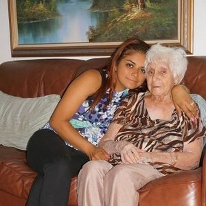 Meet your Posher, Miriam